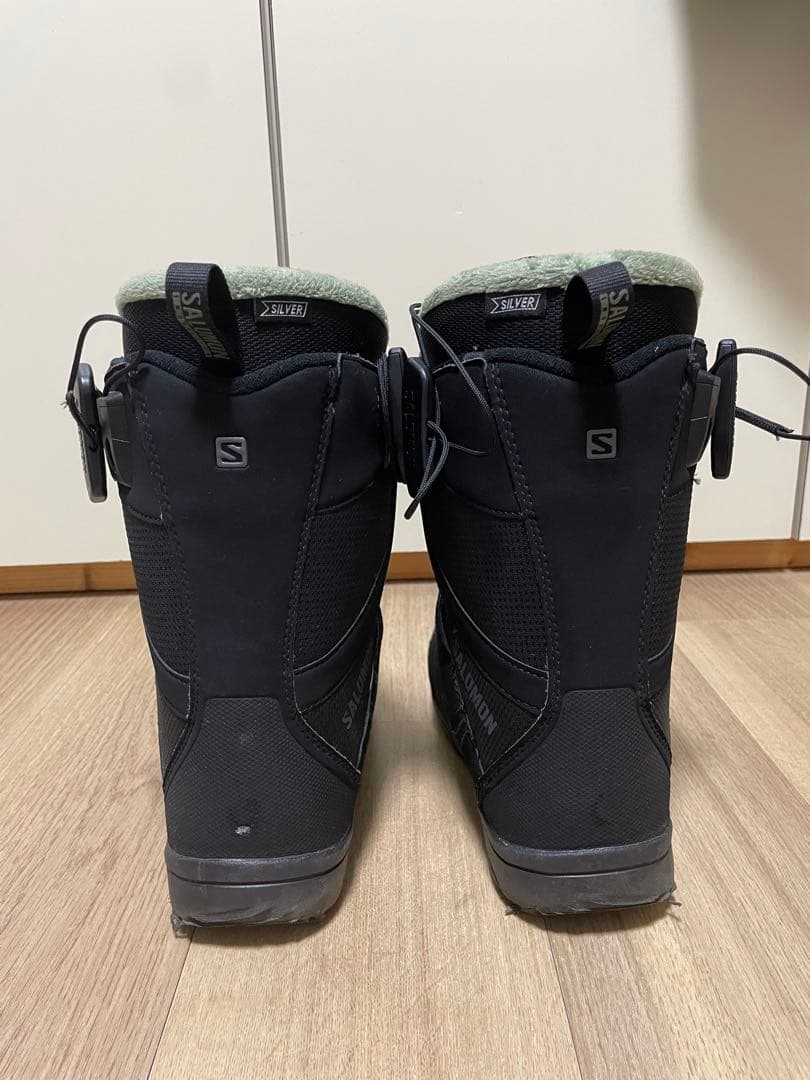 SALOMON スノーボードブーツ 黒　レディース　22.5cm