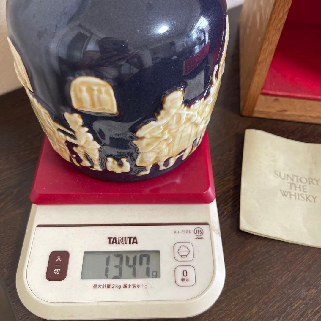 サントリーSUNTORYザ・ウイスキー有田焼陶器ボトル750ml