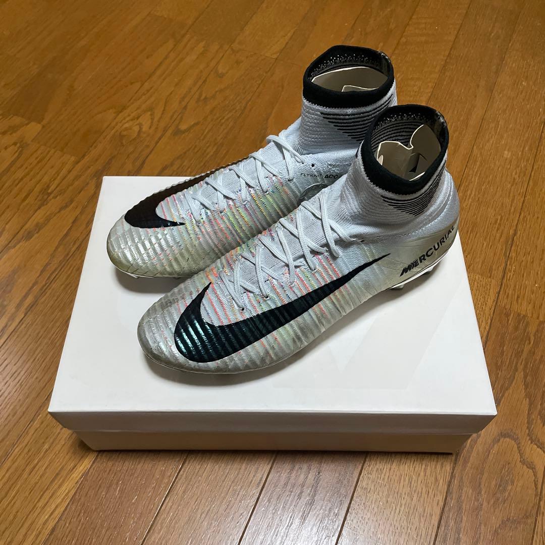 マーキュリアル スーパーフライV SE CR7 FG