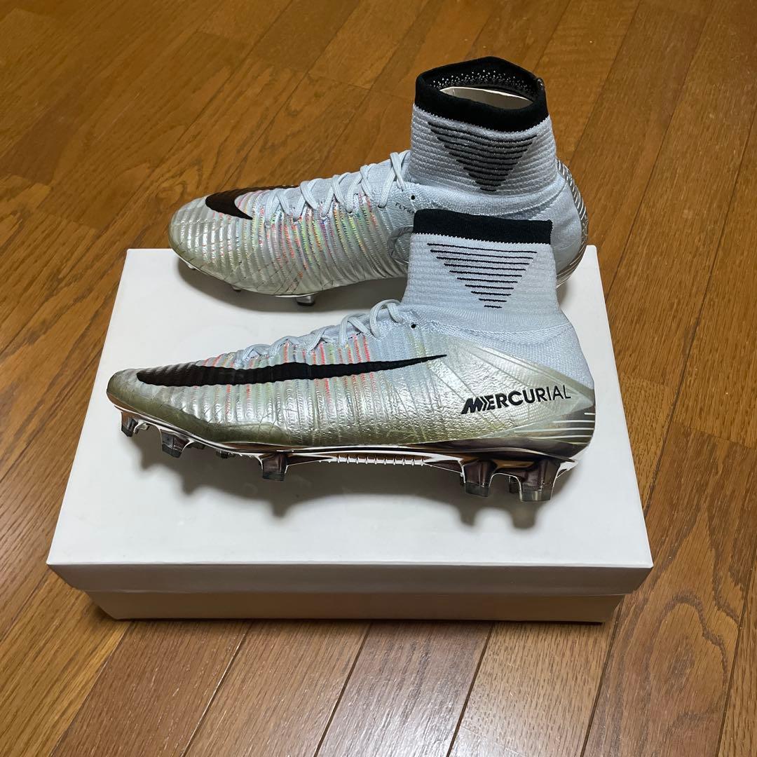 マーキュリアル スーパーフライV SE CR7 FG