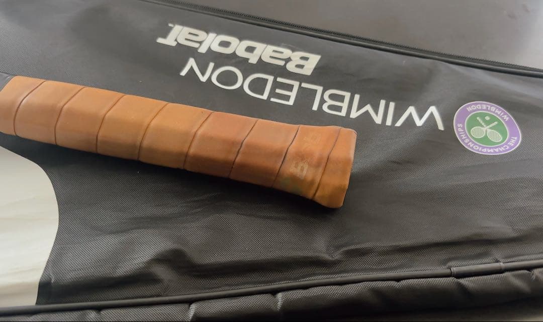 日曜値下！美品　Babolat バボラ ピュアドライブ　チームウィンブルドン限定