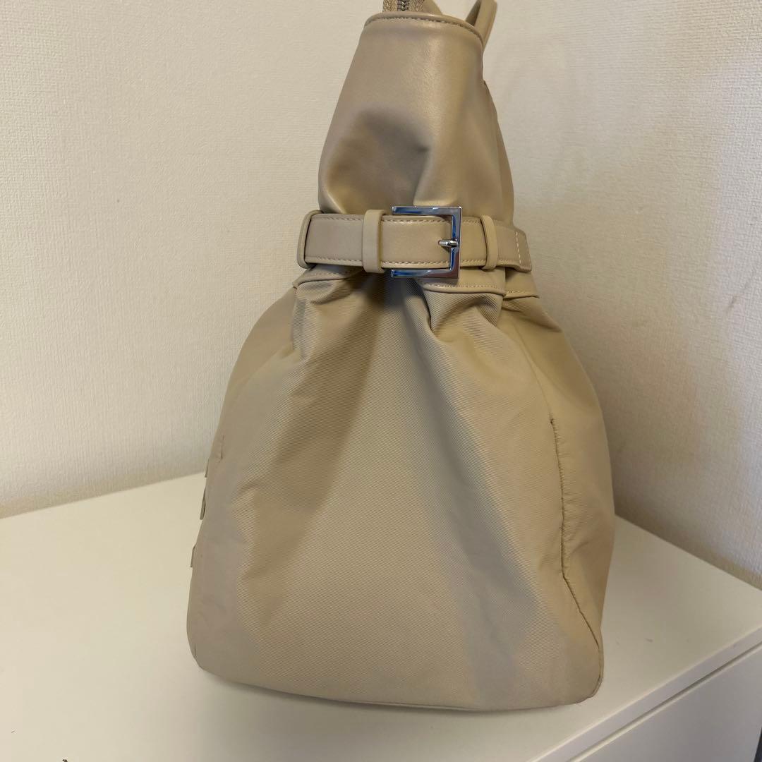 ほぼ未使用　ジーフォア　ロッカーバッグ　ベージュ　トート型