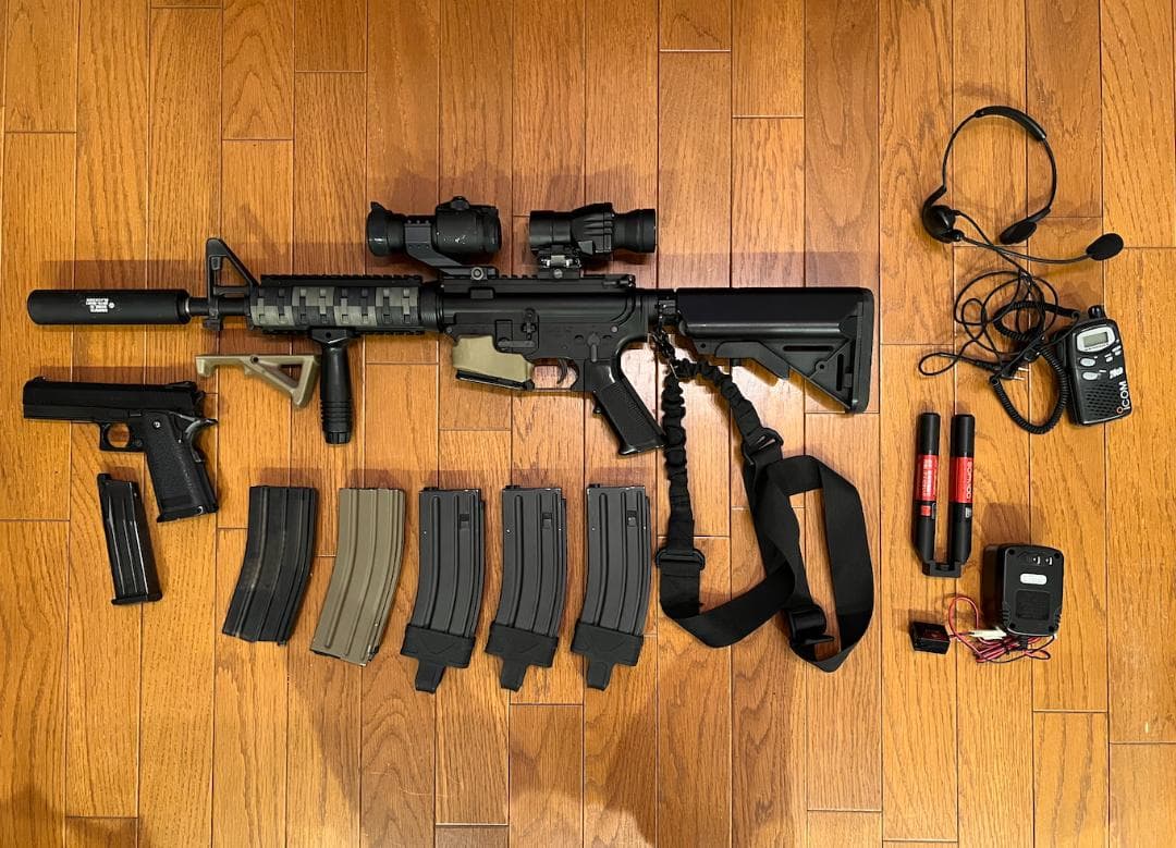 【定価約20万円】一式30点セットSOPMOD M4＆ハイキャパ＆装備品一式