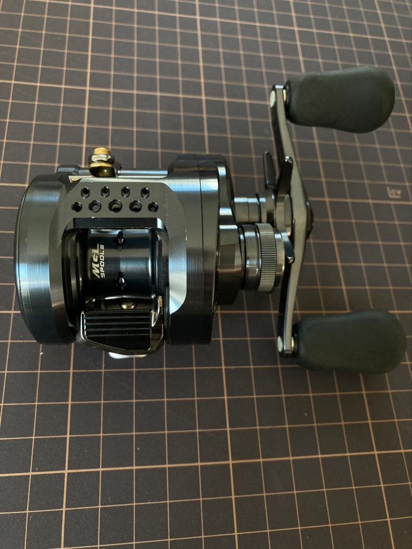 シマノ 24 カルカッタコンクエスト シャローエディション 30HG (右巻)