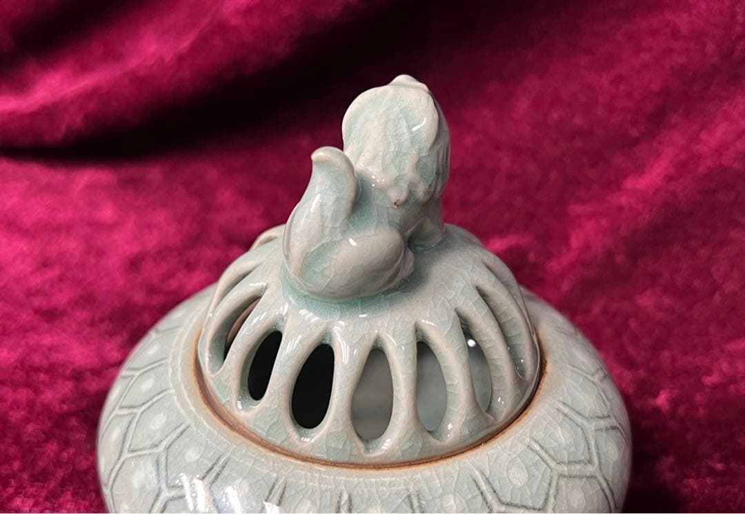 三足香炉 青磁 海剛