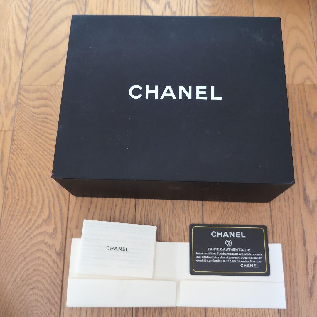 CHANEL ノベルティ　チェーン ウォレット