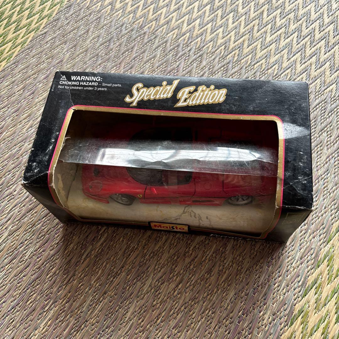 Maisto Ferrari F50 (1995) 特別版 1:24