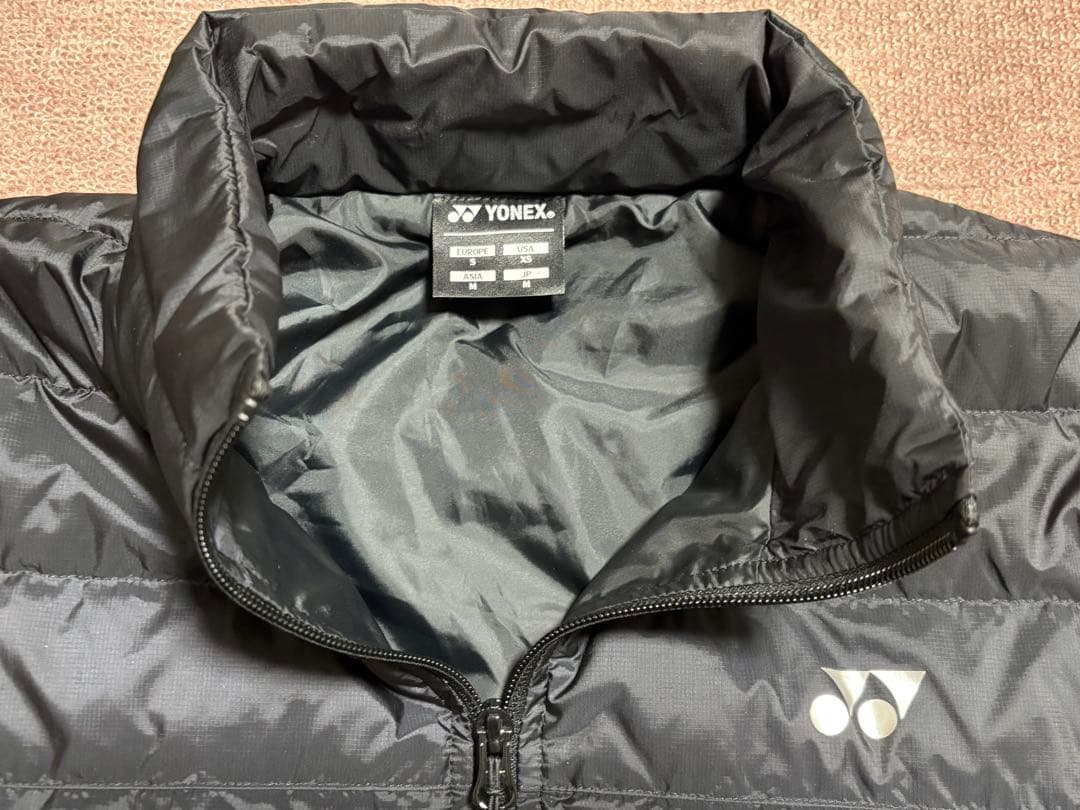 YONEX★ダウンジャケット 希少ブラック！