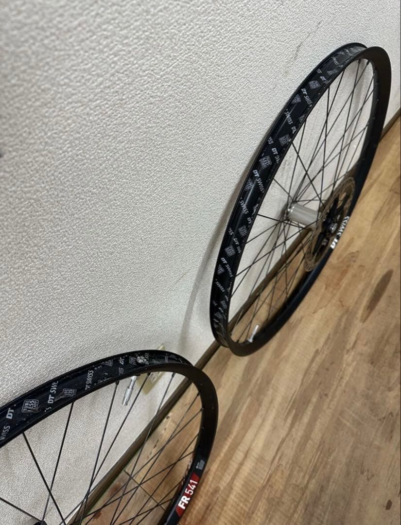 Y*2様 DT Swiss FR541 × ONYX vesper ホイールセッ