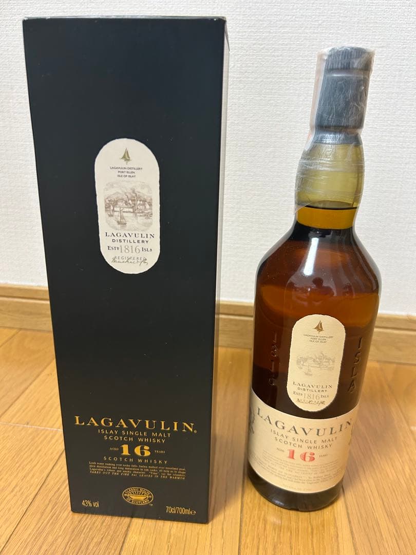 Lagavulin 16 Year Old ウイスキー 700ml 43%