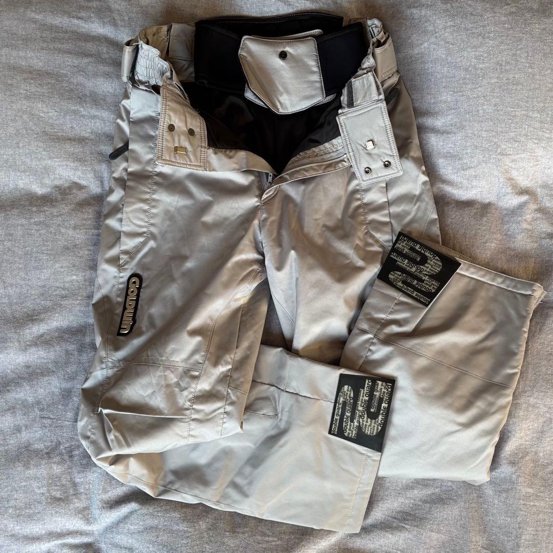 スキーウェア☆新品未使用⭐︎上下☆160cm☆サイズSS☆ゴールドウィン