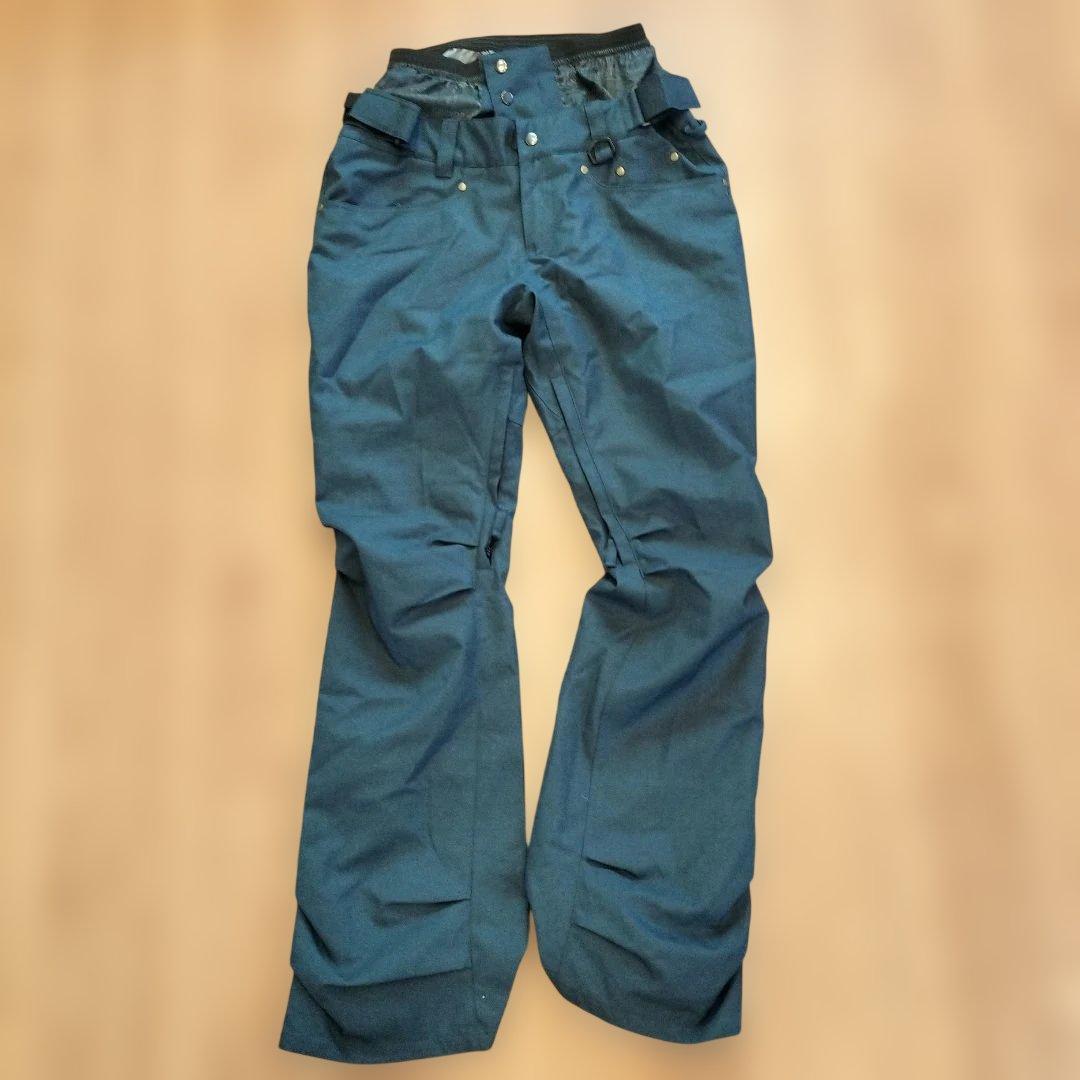 スノーボードウェアセット（ジャケット・パンツ）