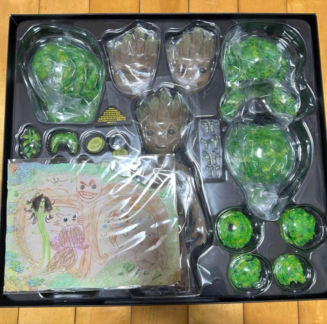 Hot toys ホットトイズ I AM GROOT フィギュア　(値段交渉可)