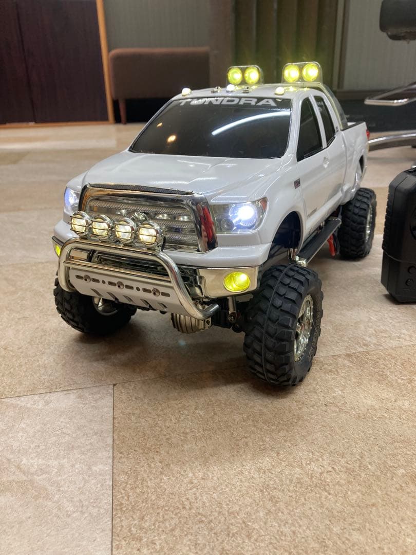 タミヤ　TUNDRA フルオペレーション　2.4Ｇ新品プロポ