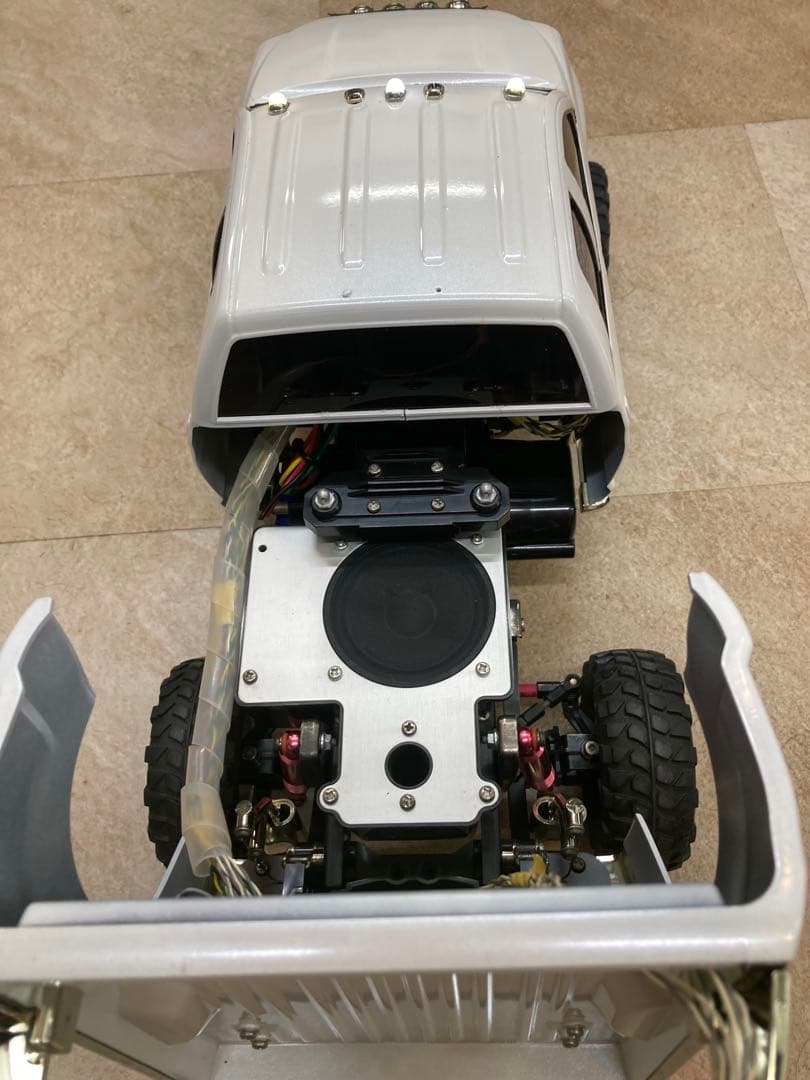 タミヤ　TUNDRA フルオペレーション　2.4Ｇ新品プロポ