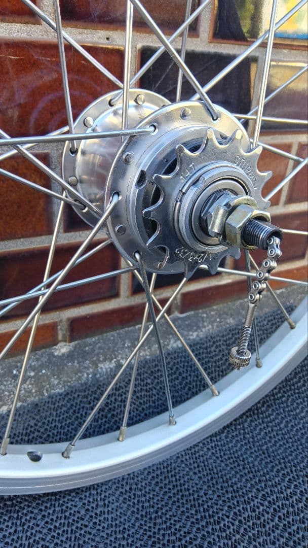 整備済　ブロンプトン　BROMPTON 純正後輪ホイール