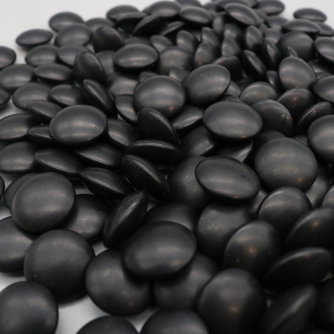 碁石　那智黒石　蛤碁石　厚み10㎜前後　36号？　桐箱入　白173個　黒179個