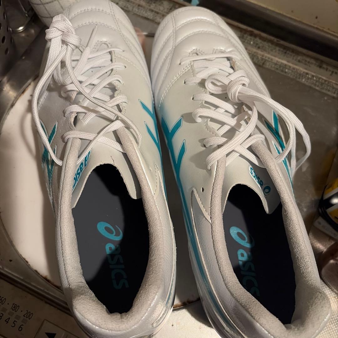 ASICS スパイクシューズ ホワイト