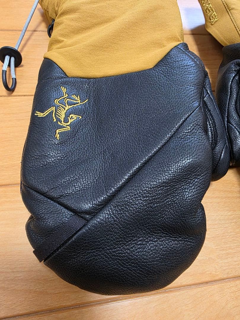 ARC'TERYX　Sabre Mitten