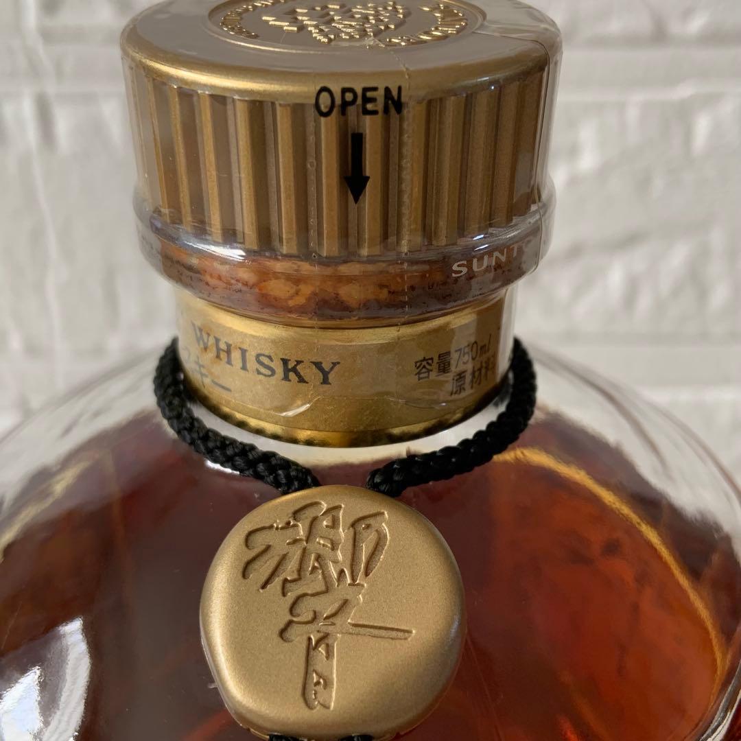★未開封★サントリー 響 ウイスキー　裏ゴールド　金キャップ　750ml
