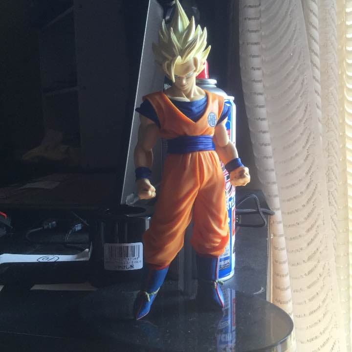 悟空フィギュア