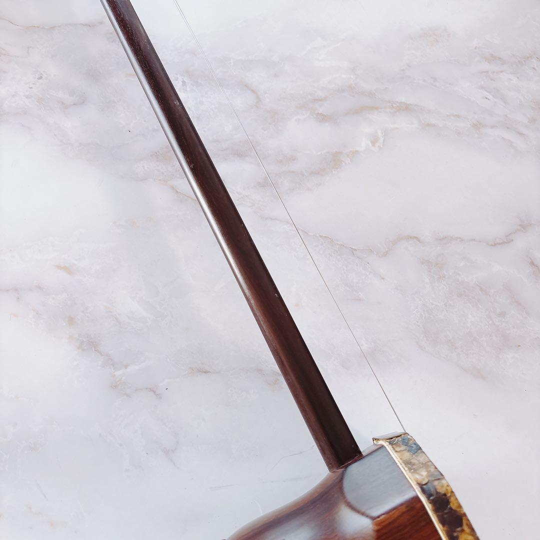 【超訳あり】　二胡　ハードケース付き