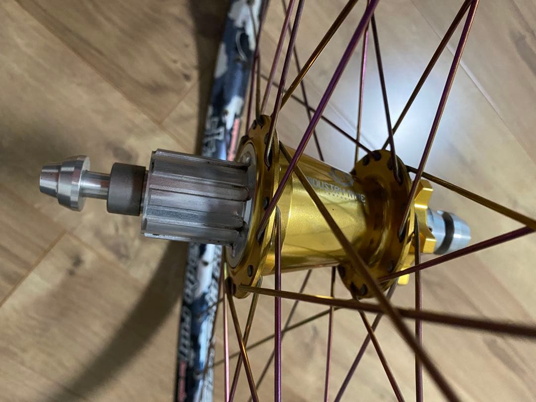 26インチ手組みMTBホイール インダストリーナインハブ/Dabombリム