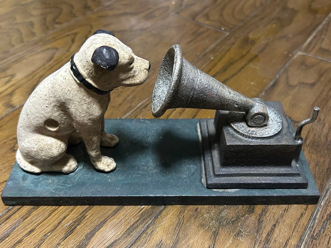 犬と蓄音機の金属製装飾品　激レア商品　レトロ　昭和　アンティーク