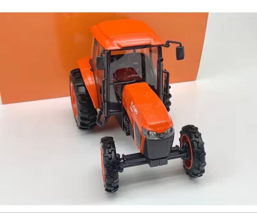 クボタ トラクター 1/24スケール モデル