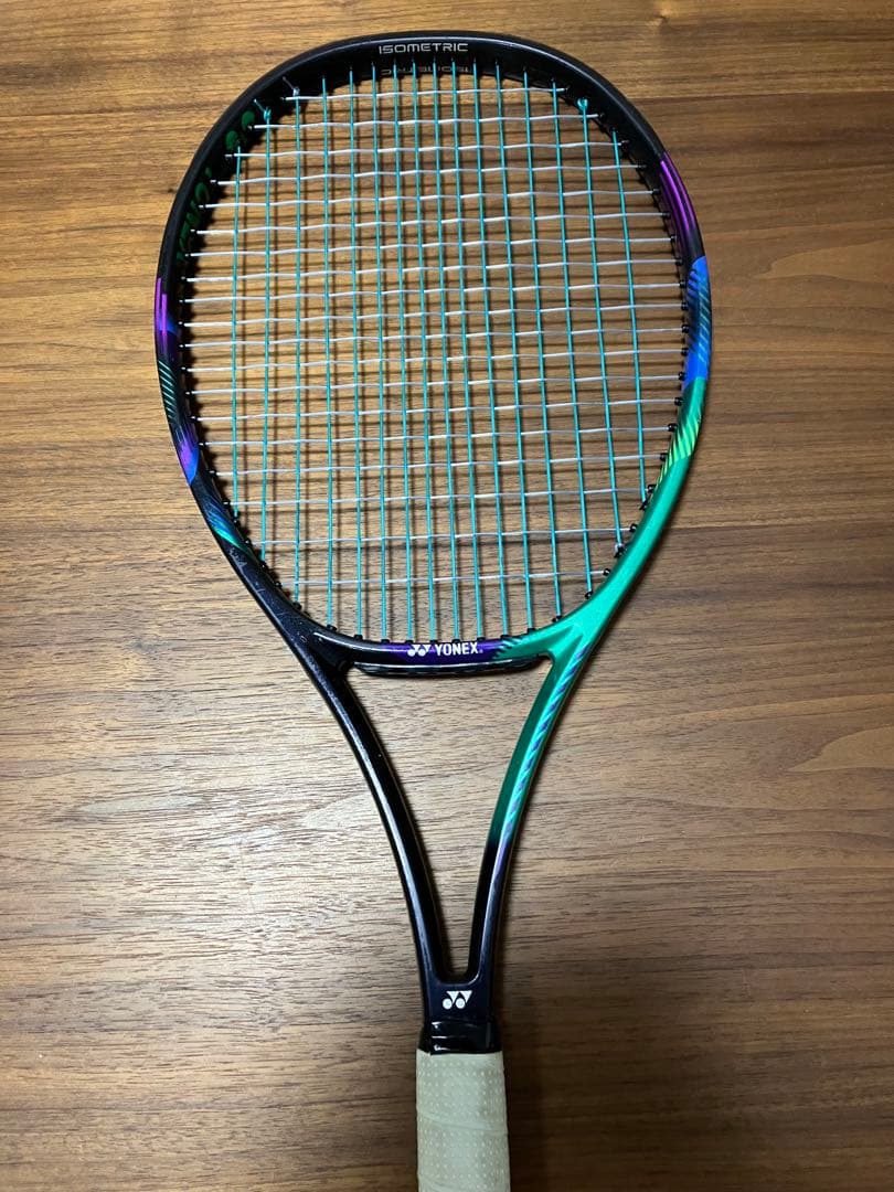 ヨネックス　YONEX VCORE PRO 100L ブイコアプロ100L