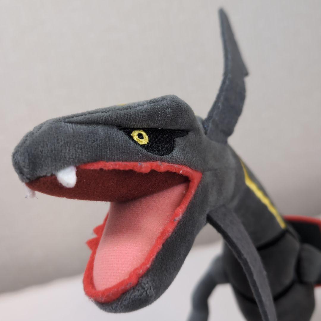 三英貿易デカヌチャン　タカラトミー　黒いレックウザ　ぬいぐるみセット