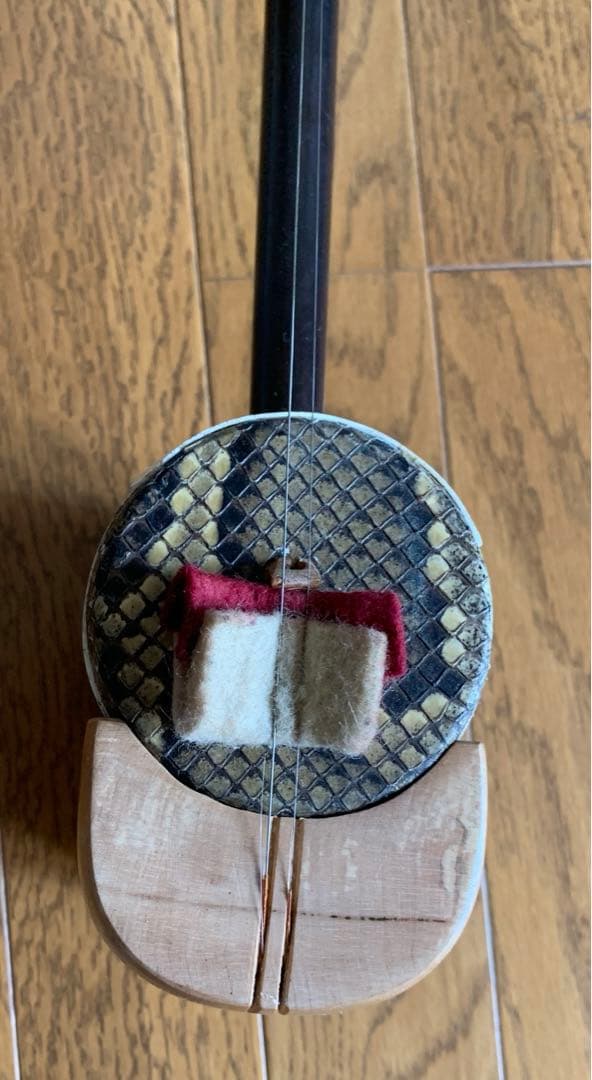 高胡　中国民族楽器社製