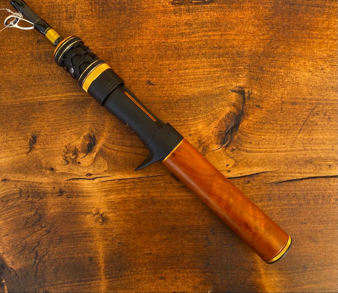 トラウトロッド　ウッドグリップ　5ft6inch ベイトテレスコロッド　渓流釣り