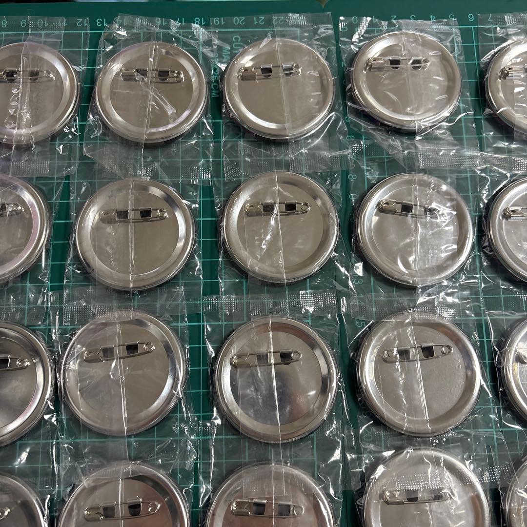 ツイステ エース 式典服 ハネストチョコ 缶バッジ 38点