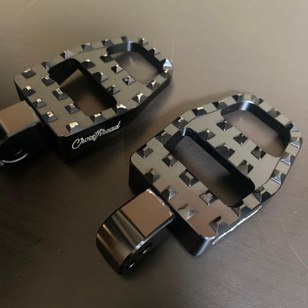 クロススレッドサイクル2021スタイルペグ M8ソフテイル用　※パッセンジャー用