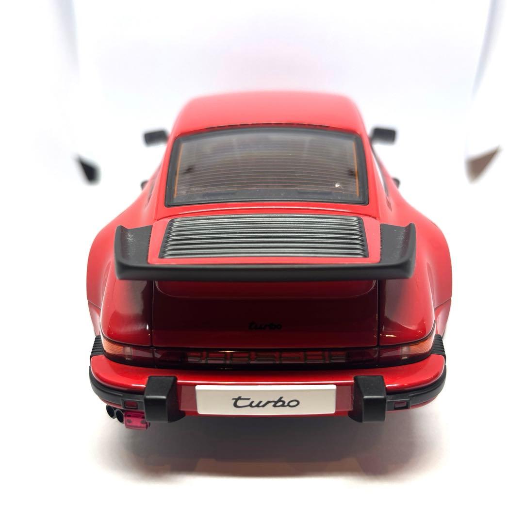 オートアート　ポルシェ911ターボ　930 AUTOart 1/18