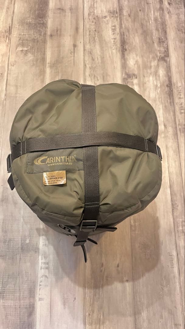 カリンシア ディフェンス6 Mサイズ　オリーブ