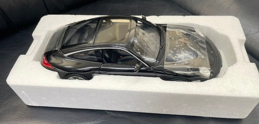 ポルシェ 911 タルガ targa 4S 1/18 ブラック ミニチャンプス