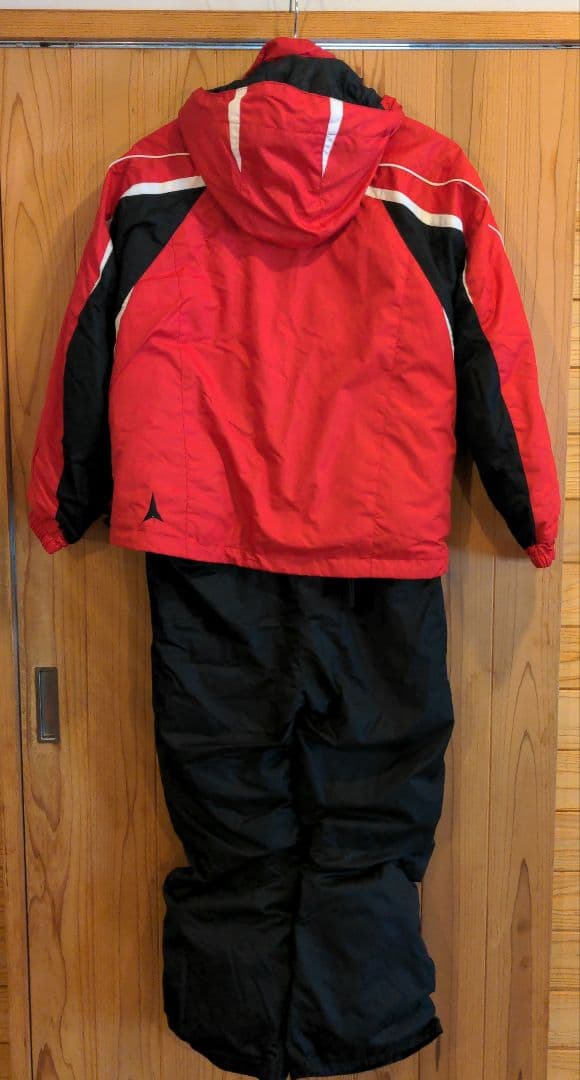 Atomic スキー＆スノーボードウェア 上下セット150センチ