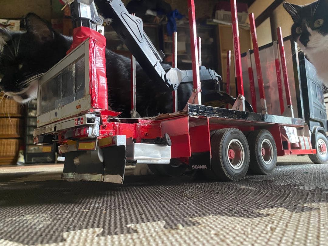 タミヤ　1/14 スカニア原木運搬フルトレーラー仕様　フルオペ