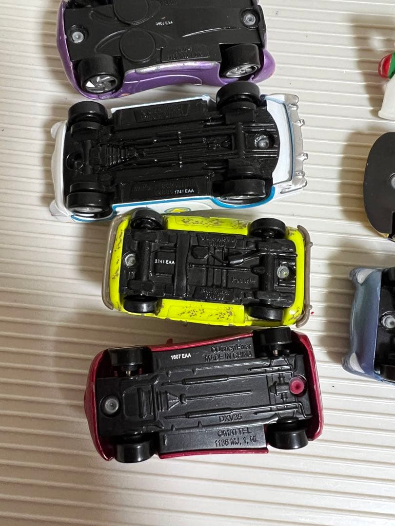 カーズ、ミニカー（マテル）グレム、フィンマックミサキル空港警備タイプ