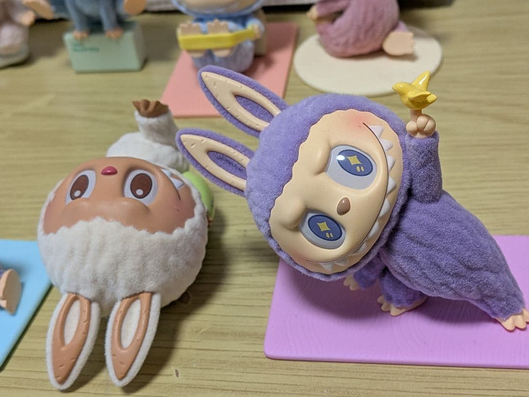 【10点セット】THE MONSTERS －LAZY YOGA－Labubu