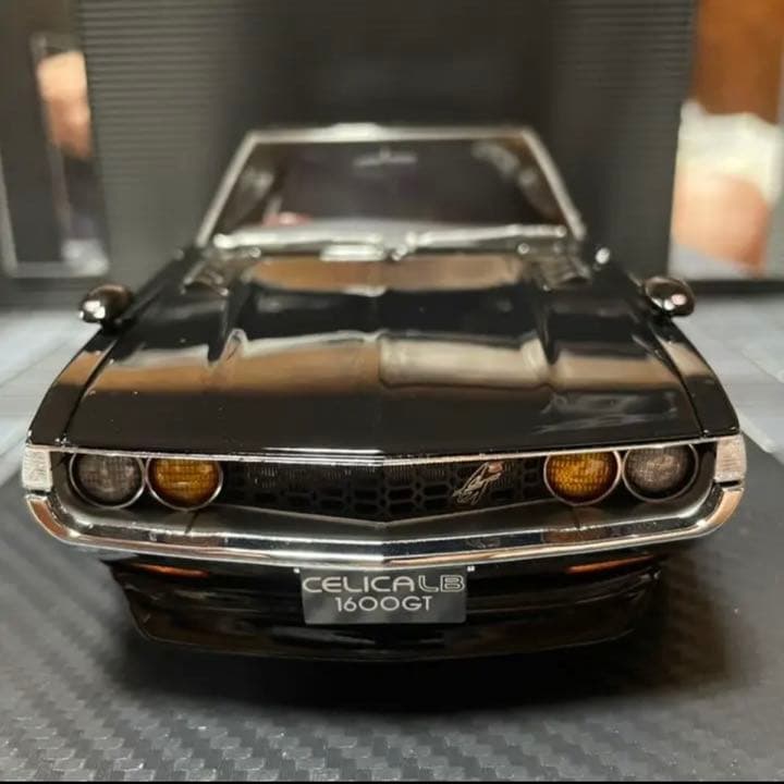 激レア未展示品イグニッションモデル1/18セリカ1600GT LB TA27 黒