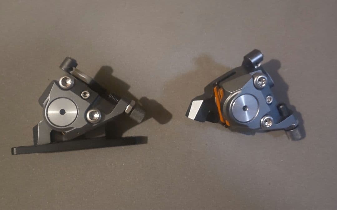 【グロータック・イコール】機械式ディスクブレーキ ガンメタリック