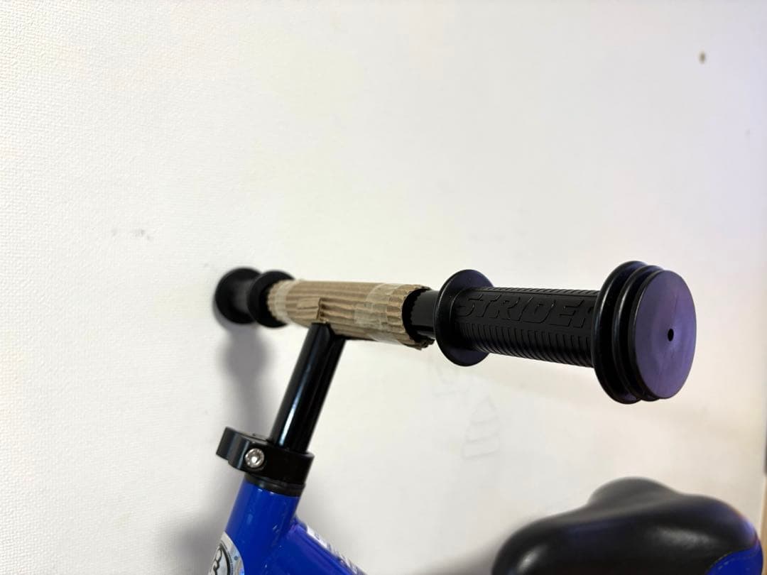 STRIDER 12 CLASSIC ストライダー　バランスバイク 青