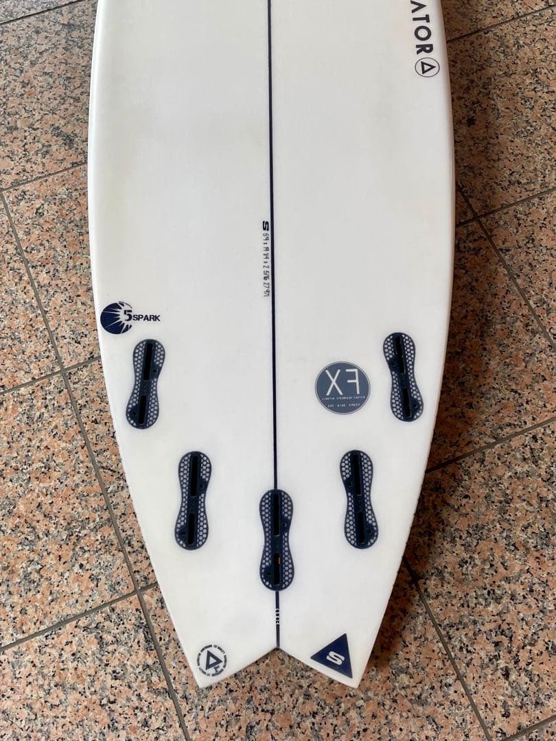 ナビゲーターEPS 5フィン中古　5.9