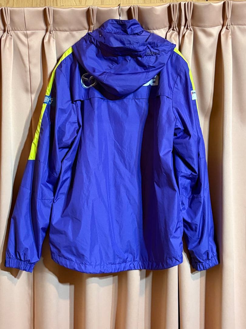 【支給品】 青山敏弘 コーチ サイン入り サンフレッチェ広島 ジャケット