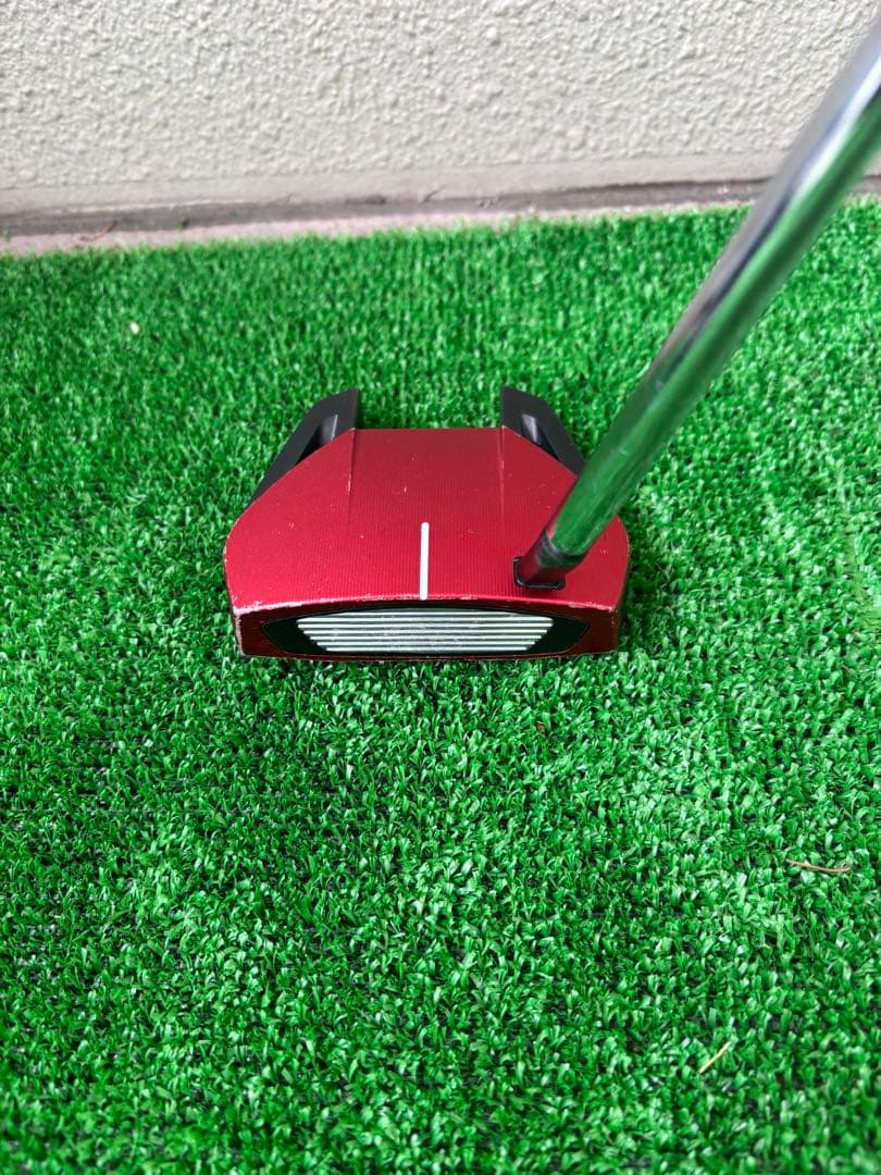 テーラーメイド　スパイダーGTパター