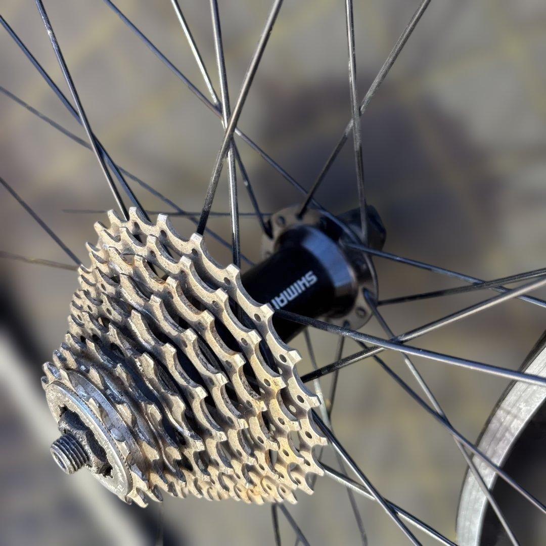 Shimano 700C 完組ホイール 9段ギア　RS400