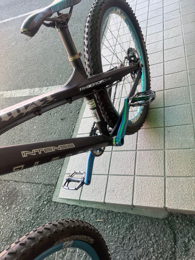 INTENSE TAZER HT ダートジャンプ　カスタム